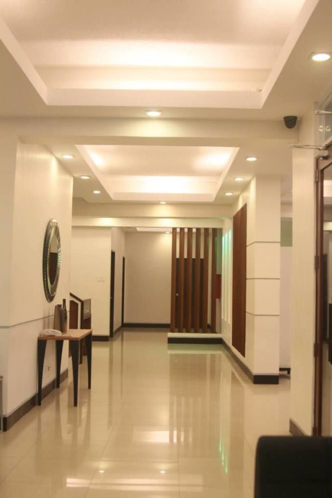 Negrense Suites Bacolod Zewnętrze zdjęcie